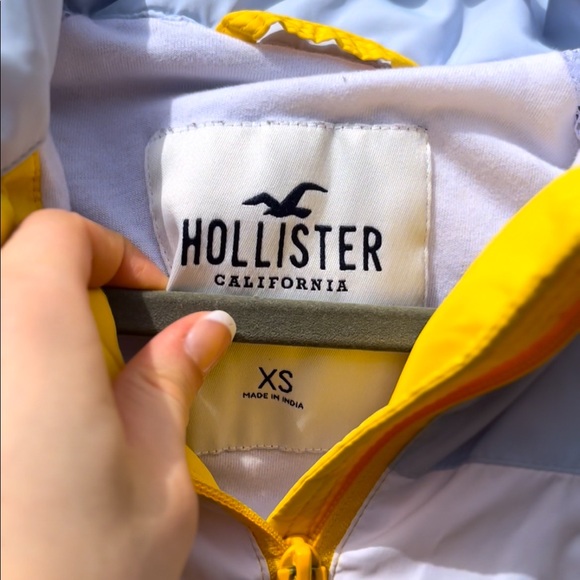Hollister jacket - Picture 2 of 7